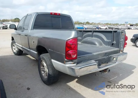 2007 Dodge Ram 1500 Slt/Trx4 Off Road/Sport из США, поврежденный, VIN 1D7HU18257J622767
